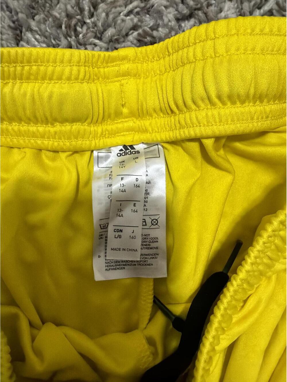 Adidas Boys Large Yellow Athletic Shorts Large - Picture 2 of 3